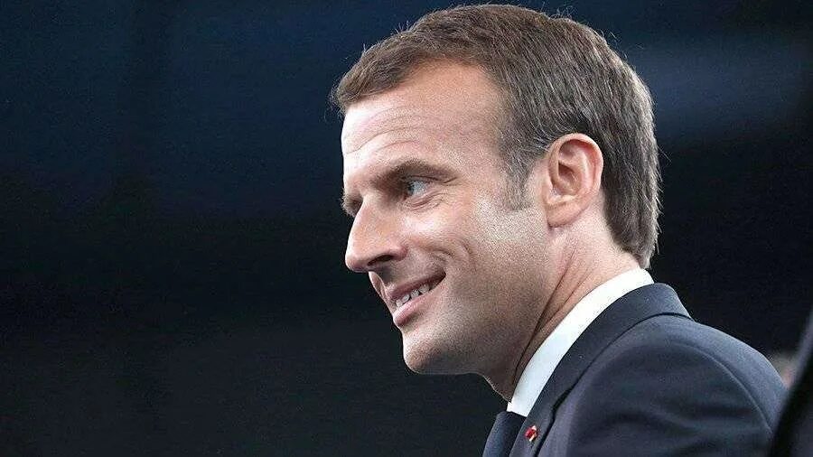 Виктор орбан и макрон. Фото эммануэля макрона. Франция эммануэль макрон. Wauquiez. Макрон красавчик.