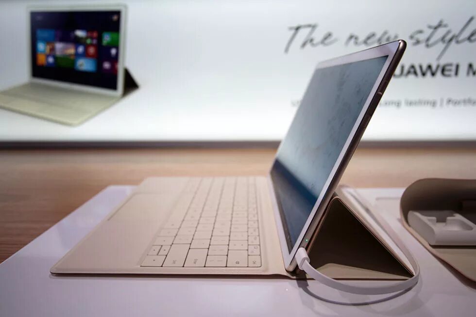 Huawei MATEBOOK 2016. Ноутбук планшет Хуавей. Huawei Mate book планшет. Huawei MATEBOOK E. Huawei matebook недорого