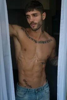 DYO Magazine. liberou seu lado radical em ensaio sensual realizado em São P...