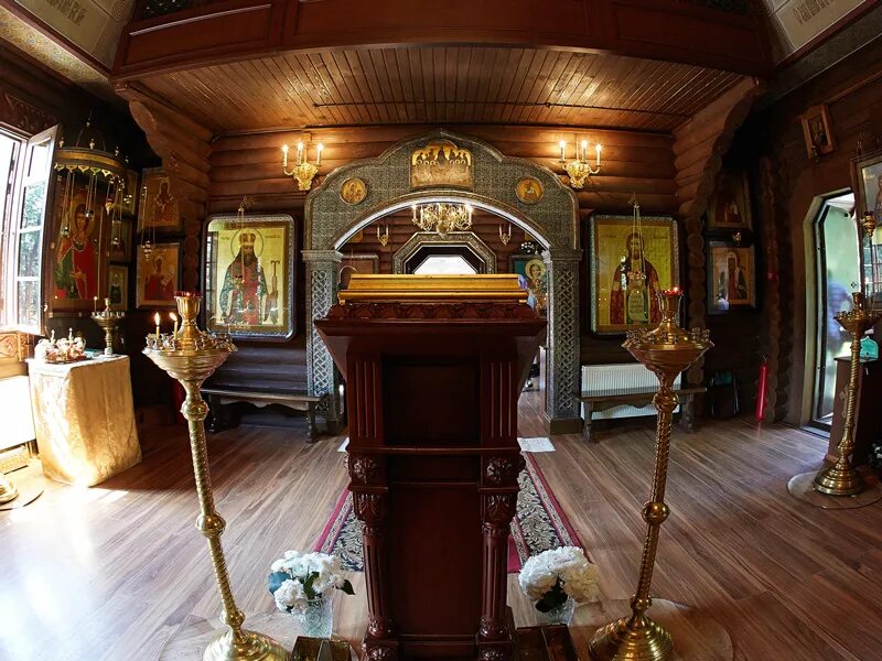 Деревянная часовня одигитрии крыловская. Лесная часовня энтони. Новолужинское кладбище в химках. Часовня в савёлово тверской области. Часовня янево суздальский.