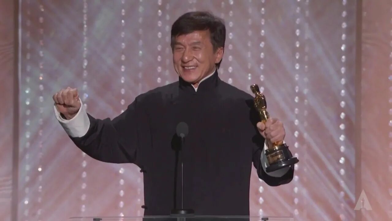 Джеки Чан Оскар 2016. Вручение Оскара Джеки Чан. Джеки Чан получил Оскар 2016.