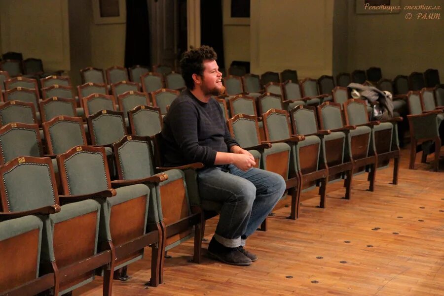 вишневый сад крымов спектакль 2022. театр рамт москва. пьеса алексея арбузова «таня». рамт основная сцена. театральная площадь рамт.