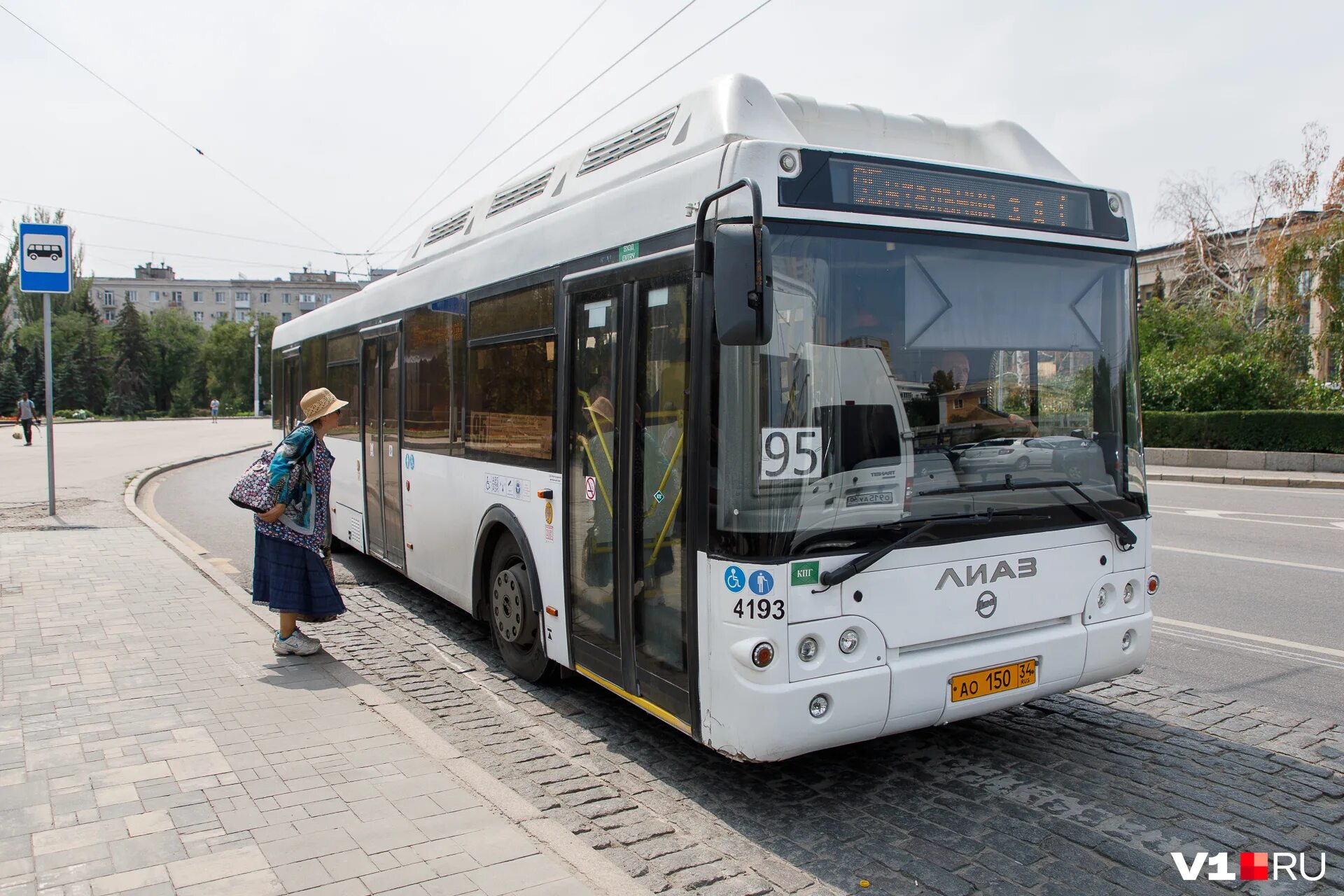 пассажирский транспорт волгограда. маршрутка волжский. автобус питеравто волгоград. новые автобусы в волгограде. междугородняя маршрутка.