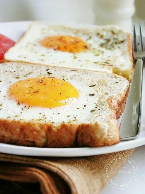Яичко в хлебушке