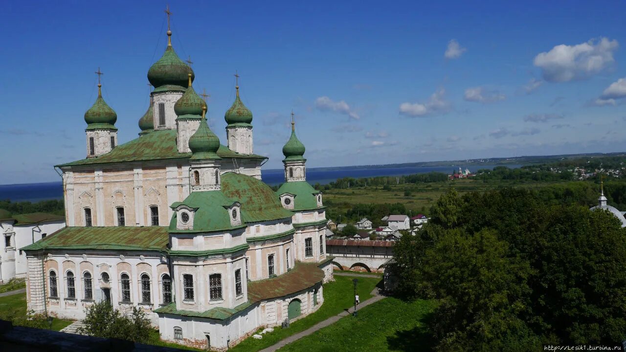 Переславль залесский холм. Переславль-залесский и переяславль рязанский. город переславль залесский шестой. переяславль-рязанский озеро. федоров нац парк переславль-залесский.