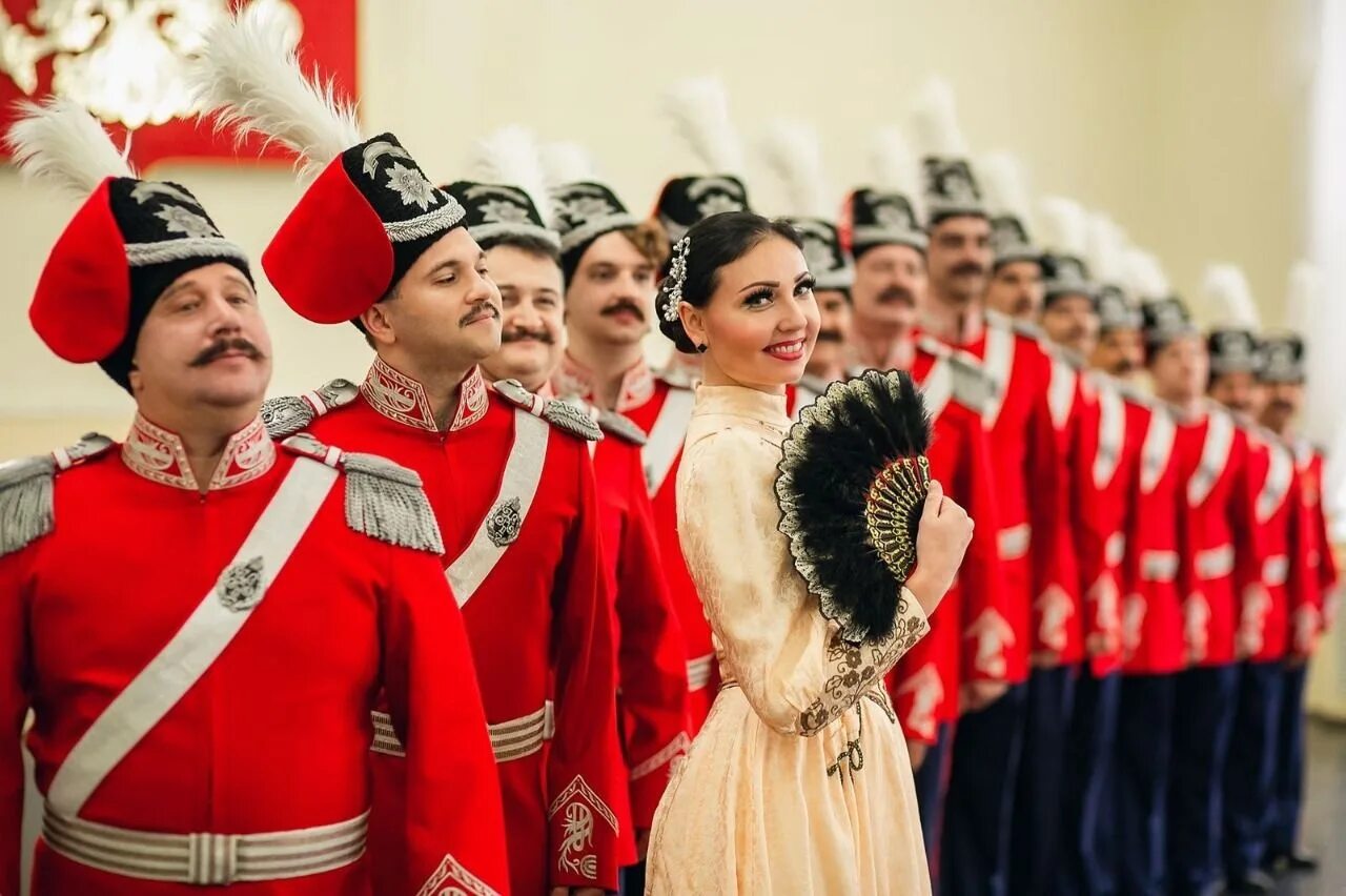 Ансамбль. Ансамбль песни и пляски донских Казаков. Ансамбль донских Казаков им Анатолия Квасова. Фото Казаков донских