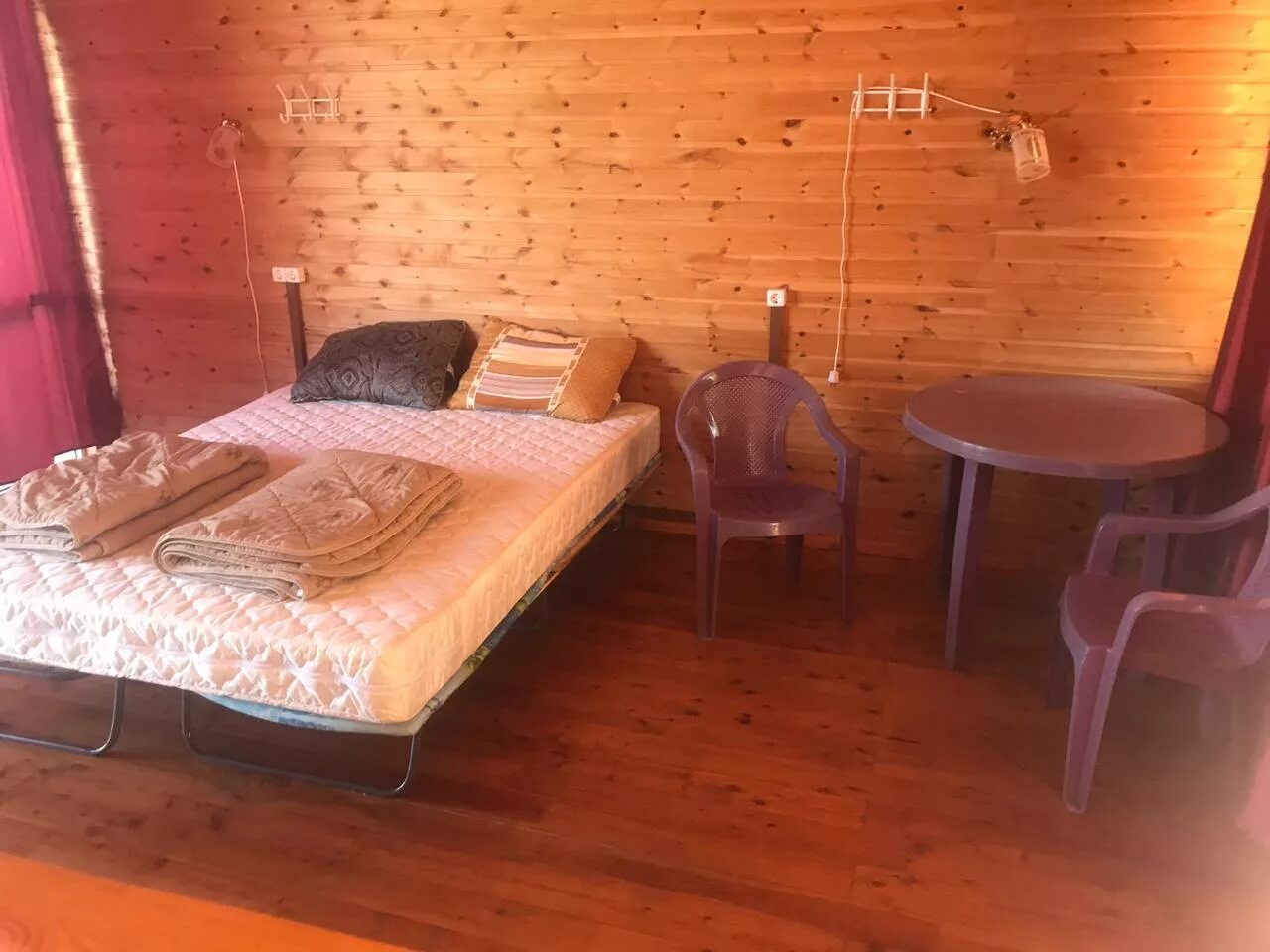 Чистый берег даурское. Чистый берег даурское. Даурское, красноярское море. Озеро даурское красноярский край. База отдыха малтат приморск.