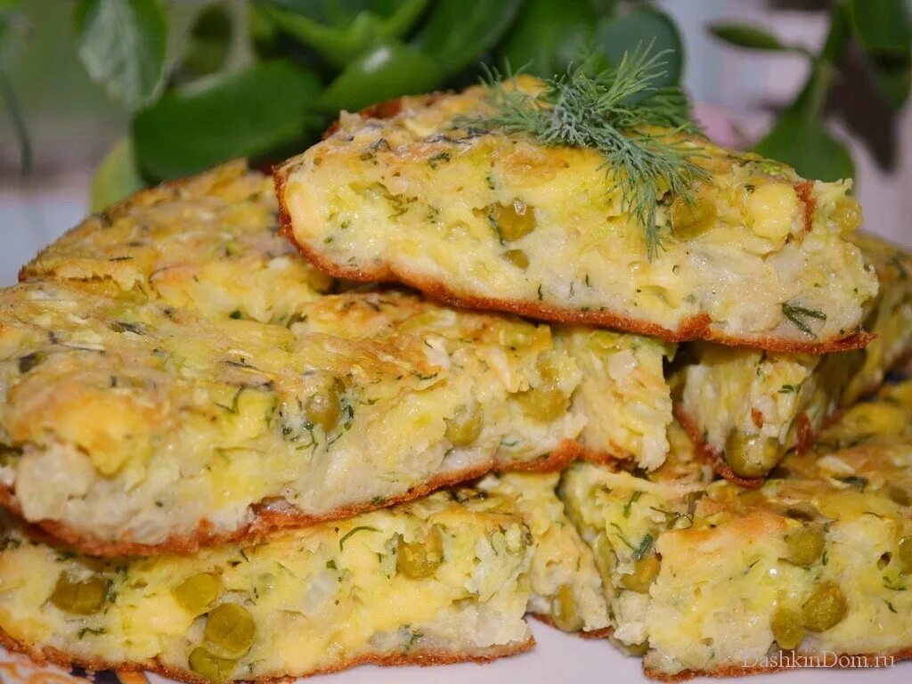 Рецепт вкусной запеканки из капусты белокочанной. Капустная запеканка в духовке. Вкусные блюда из капусты. Капустная запеканка. Запеканка капуста белокочанная.