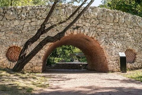 Малая каменная