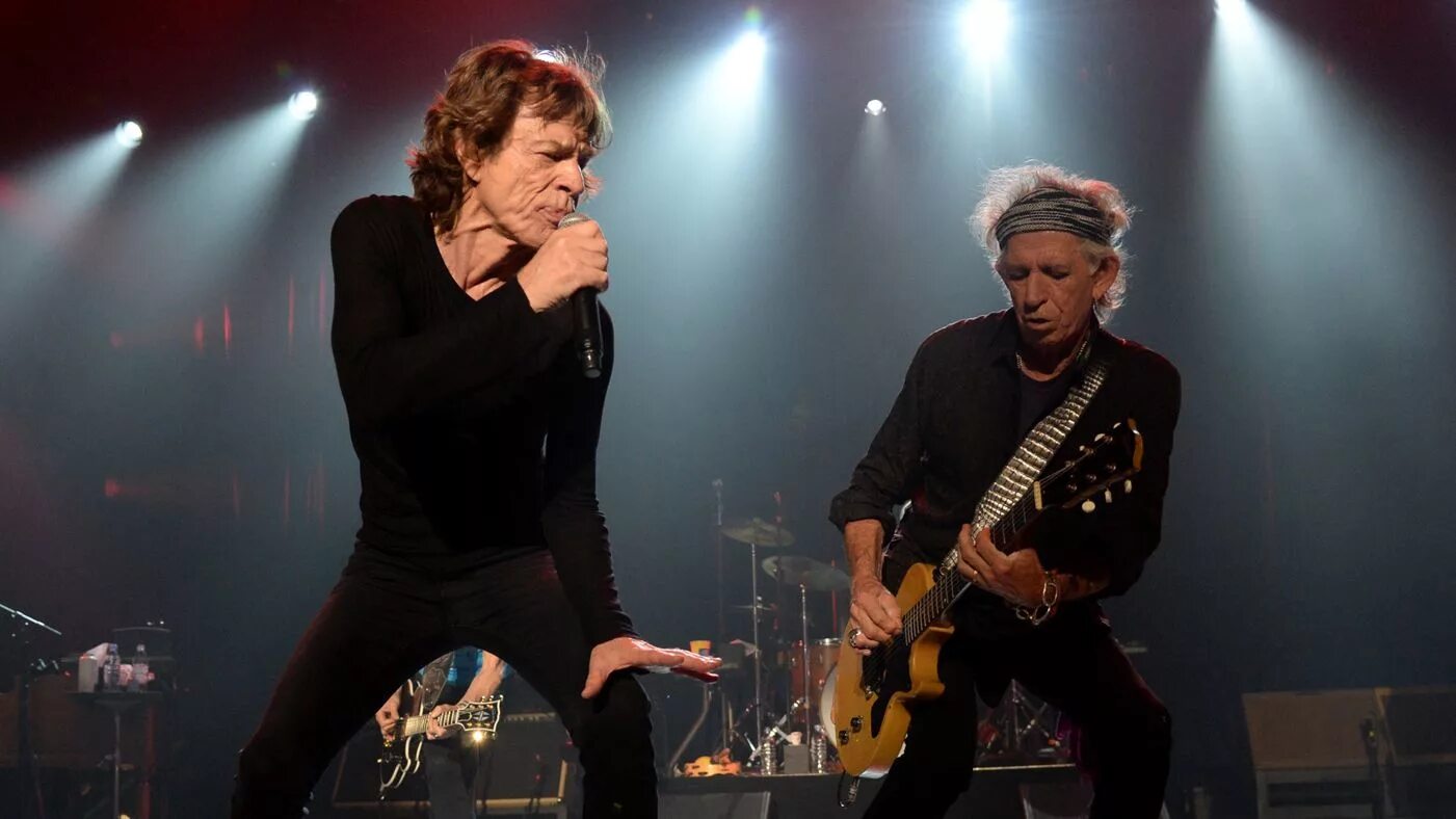The rolling stones. клавишник роллинг стоунз. Rolling stones фото. группа the rolling stones клипы. группа the rolling stones клипы.