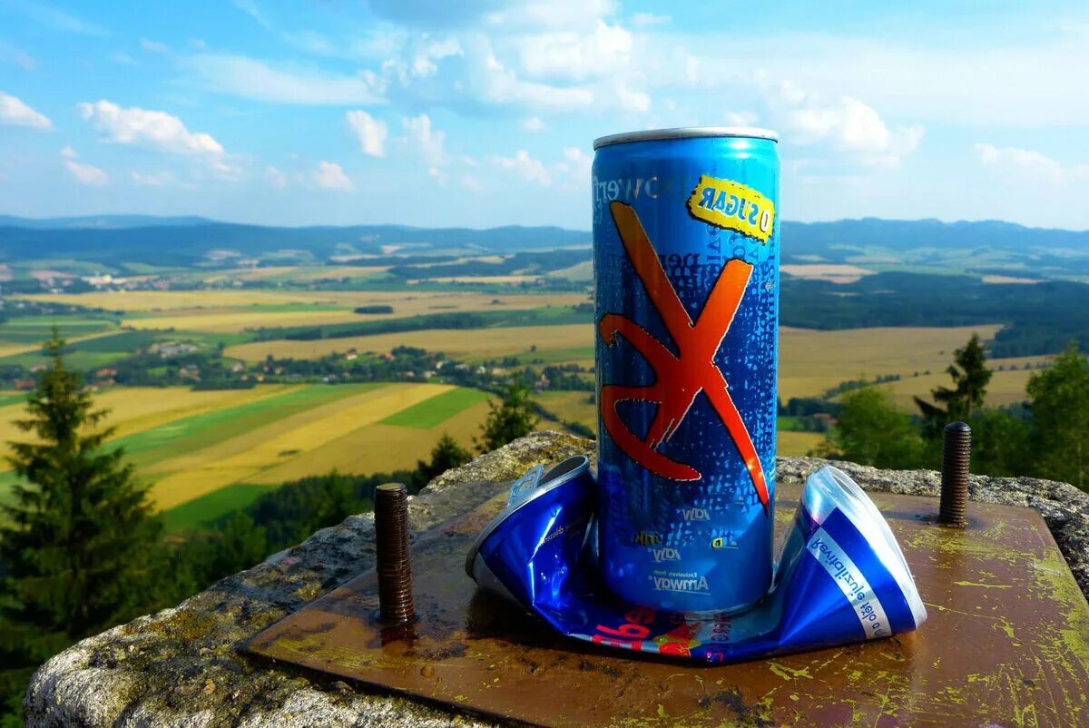 Генезис энергетик вкусы. Сайт энергетики. Энергетик энерджи дринк. Энергетик энерджи дринк. Энергетики напитки.