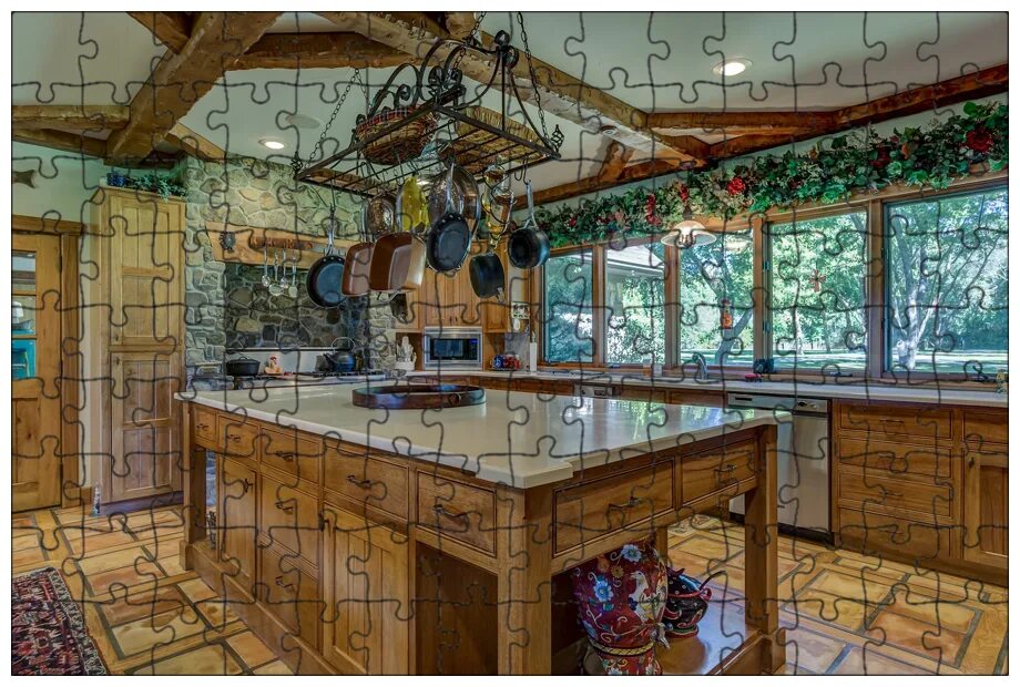 Дом столов сайт. Гостиная с большим столом. Современный интерьер кухни столовой. Кухня со столом посередине. Интерьер кухни.