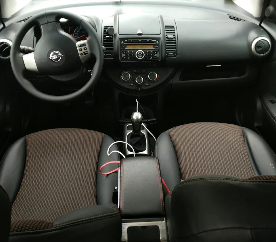 Nissan Note 2005 салон. Nissan Note 2008 салон. Ниссан ноут е11 салон. Nissan Note 2012 салон. Nissan note салон