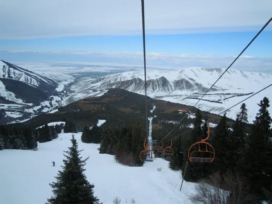 киргизия горнолыжный курорт каракол. горнолыжка каракол киргизия. каракол горнолыжная база кыргызстан. каракол киргизия горнолыжная. киргизия горнолыжный.