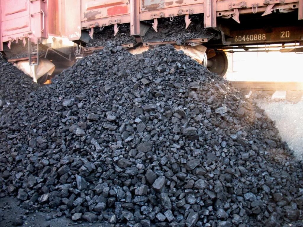 Угля топлива велико уголь. Каменный уголь кокс. Уголь каменный марки ДПК. Шубарколь уголь. Коксующийся уголь кокс.