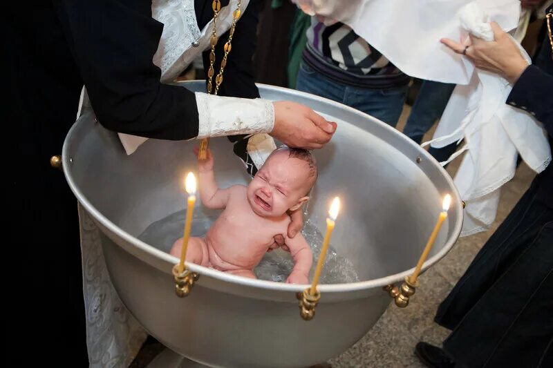 Обязанности крестного. Крещение что нужно знать крестным. С таинством крещения мальчика. Крещение что нужно знать крестным. Крещение что нужно знать крестным.