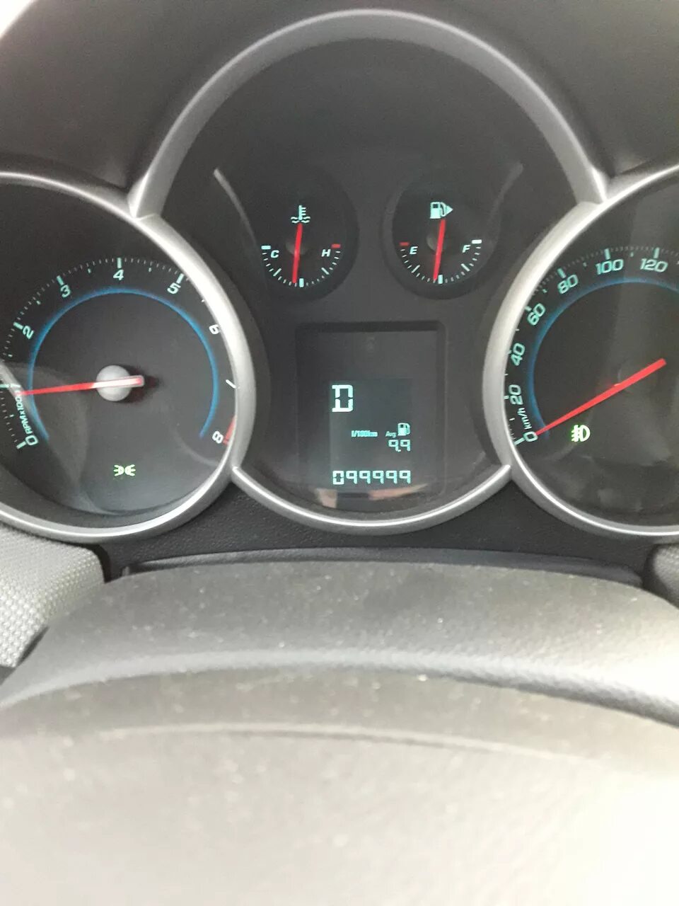 8 загорелся сервис. Code 89 chevrolet cruze 1. Шевроле круз 1. 8. Горит машинка с ключиком на шевроле круз 1.