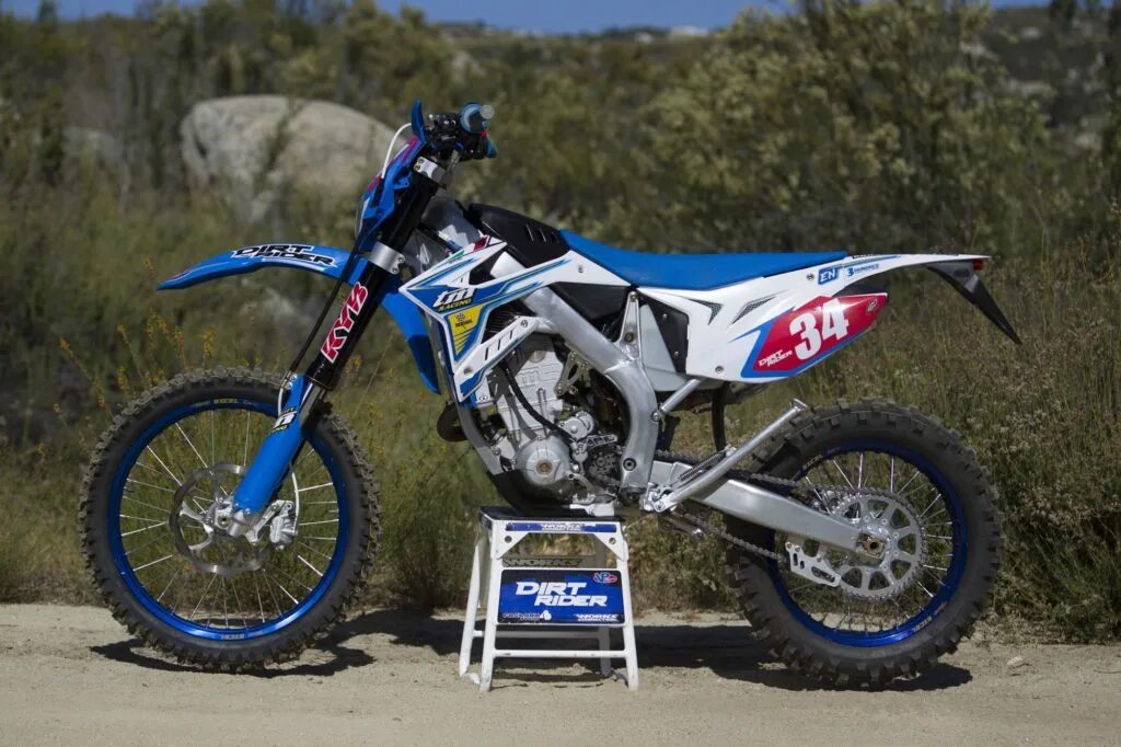 Футуристические кроссовые мотоциклы. Apollo rfz start 125. Racer dirt bike. Питбайк аполло 125 кубов. Tm 125cc.