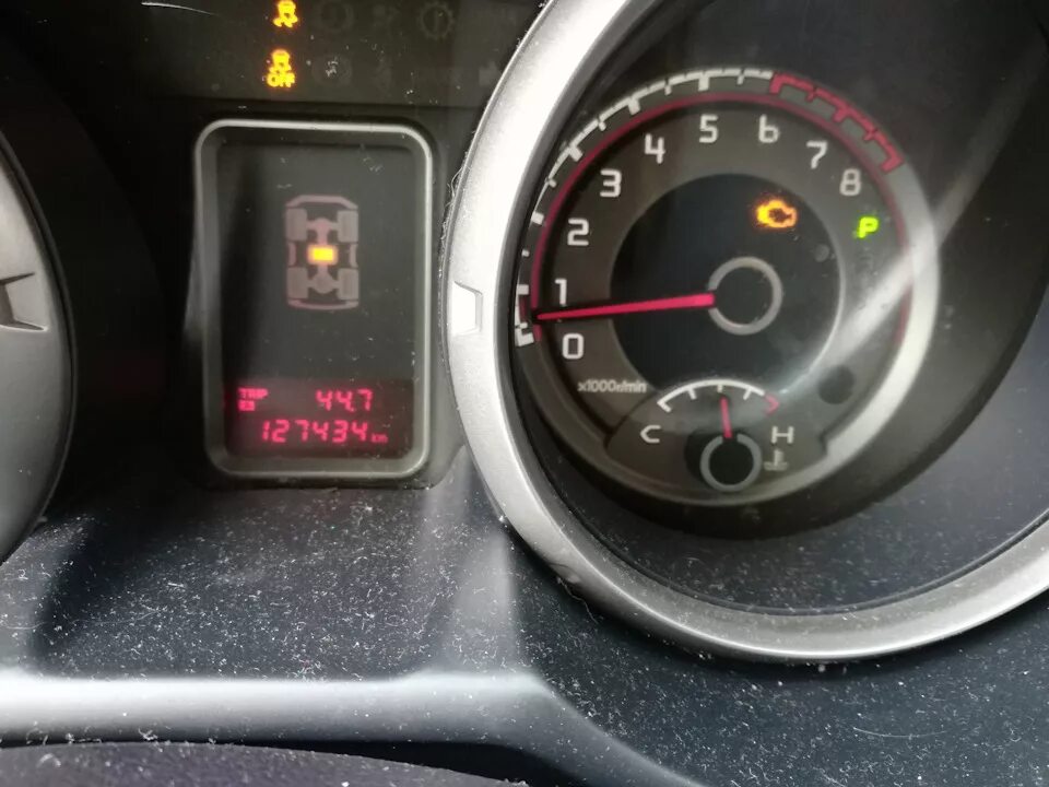 Индикация приборной панели уаз патриот. Кнопка asc off mitsubishi pajero sport. Индикатор блокировки нива. Индикатор блокировки дифференциала нива 21214. Обозначение панель приборов митсубиси паджеро 4.