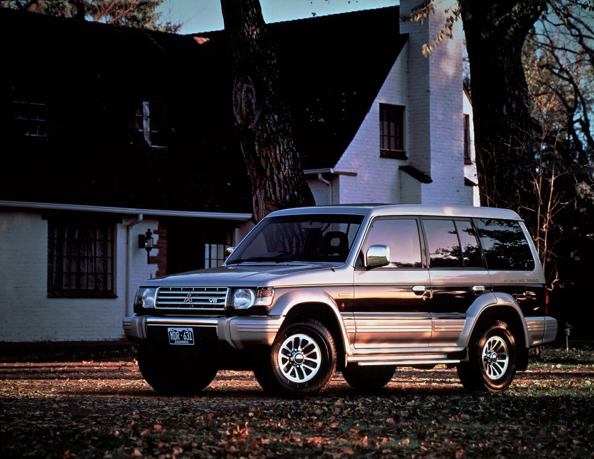 Mitsubishi pajero второе поколение. Mitsubishi pajero ii 1991-1999. Митсубиши паджеро 2 поколения. Митсубиши паджеро 2 поколения. Mitsubishi pajero 2.