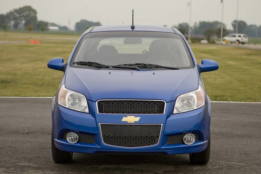 Chevrolet Aveo 2011. Шевроле Авео т100. Chevrolet Aveo 2000. Chevrolet klas Aveo 2011. Авео купить в омске