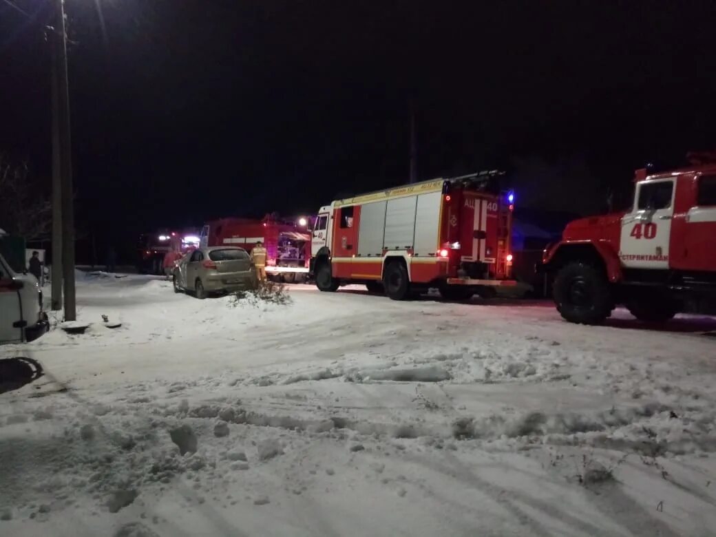 Пожар в Стерлитамаке. МЧС страшный пожар. Пожар в Стерлитамаке сейчас. Пожар в Стерлитамаке сегодня.