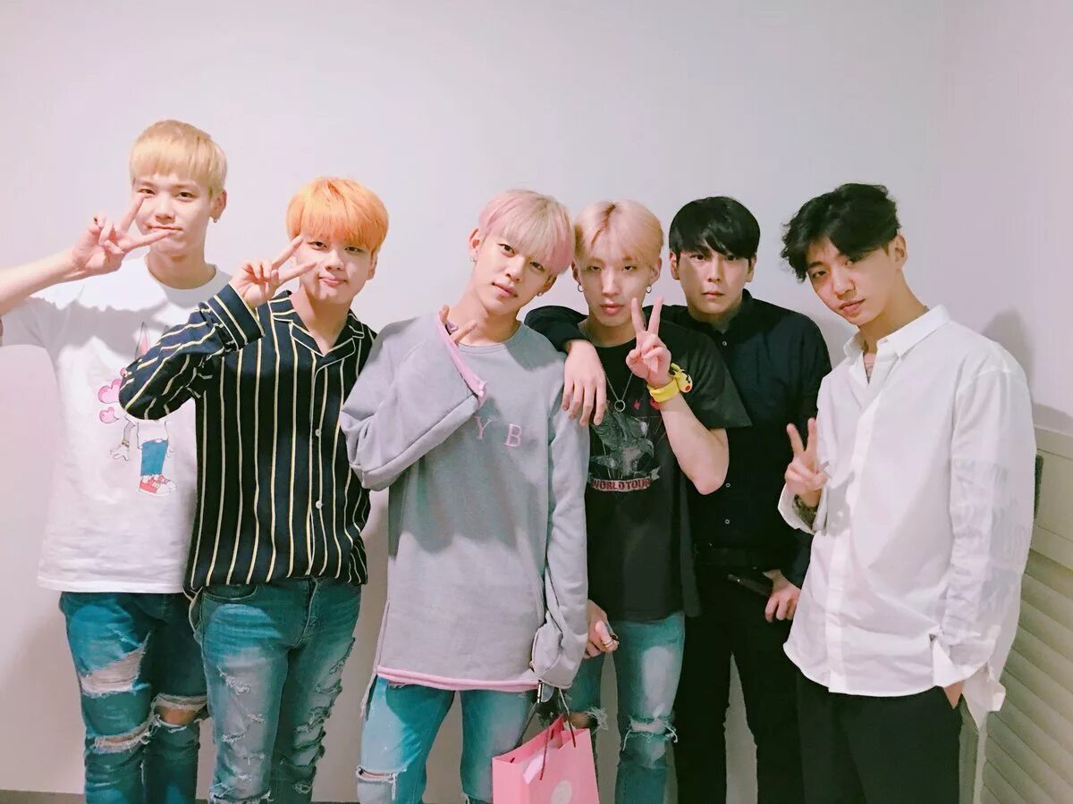 P b group