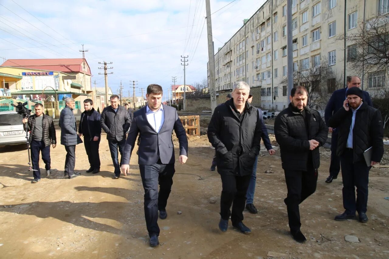 генералы дербента. энциклопедия города дербента гусейнов. садыкова улица в дербенте. генералы дербента. генералы дербента.