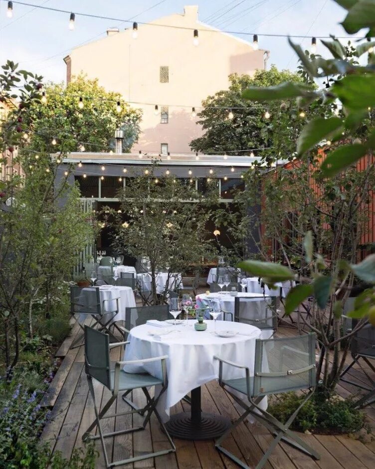 Ресторан ивана урганта в москве. Ресторан сад большая зеленина. Ресторан сад санкт петербург. Ресторан сад санкт петербург. Ресторан сад зеленина 23.