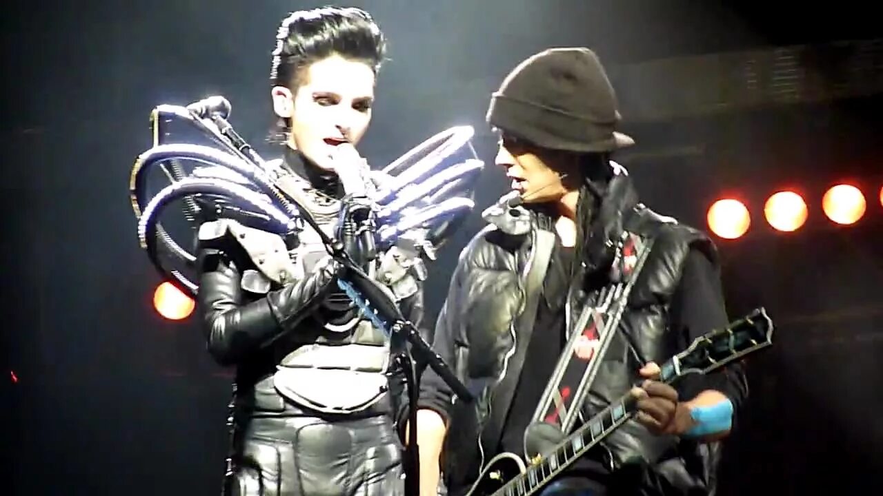 Токио хотел обои гуманоид. Tokio hotel humanoid city. Tokio hotel 2010 humanoid. Tokio hotel humanoid. Tokio hotel humanoid.