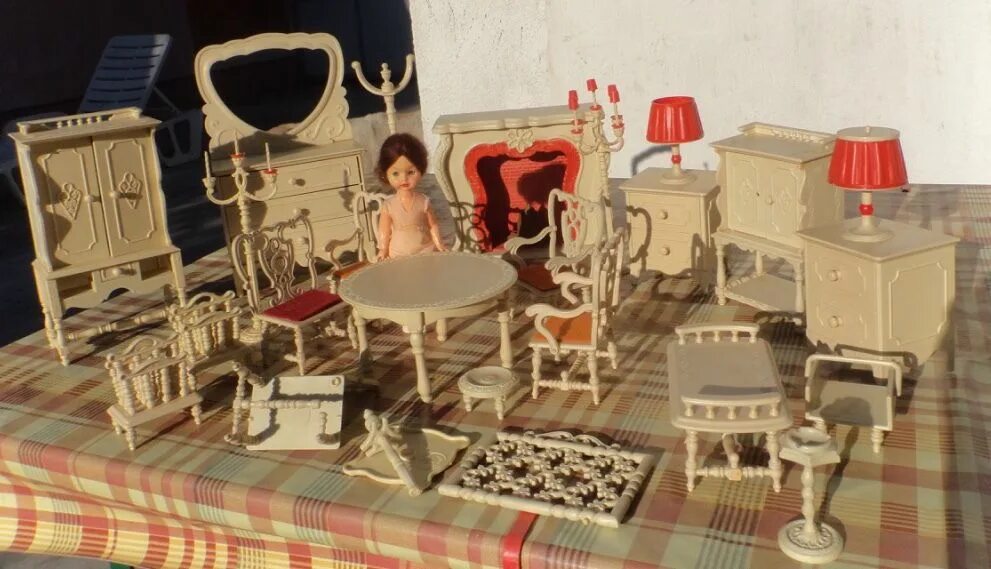 Мебель Барби Винтаж. Кукольный домик с мебелью Винтаж. Мебель для кукол ретро. Винтажный кукольный дом.