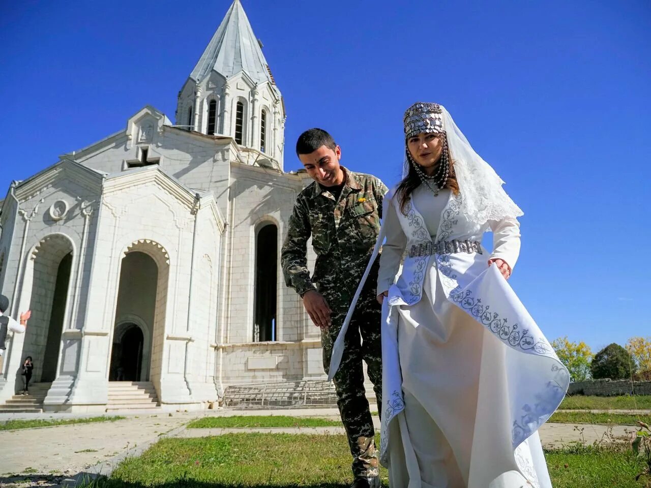 Армянские арм. Шуши Армения. Армянский свадебный наряд. Свадьба армян.
