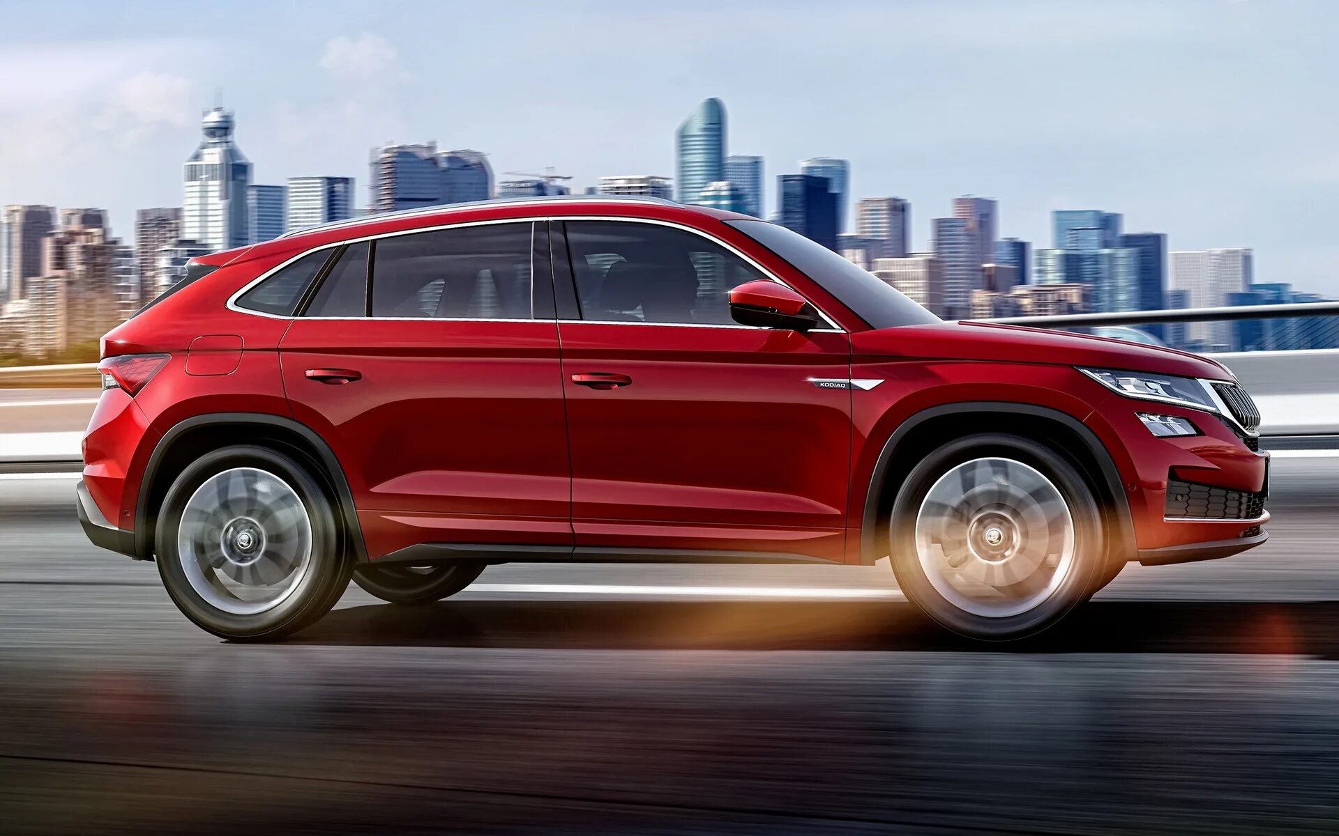 Шкода кодиак gt. Shkoda kodiaq gt. Купеобразный кроссовер kodiaq gt,. Шкода кодиак gt. Skoda kodiak купе новый.