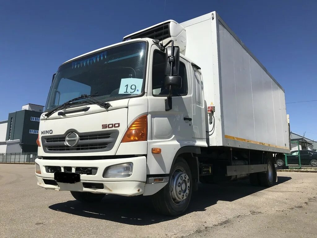 Hino 500 fm рефрижератор. Хино 500 1226 рефрижераторный. Хино 500 машина рефрижератор. Хино 500 20. Купить грузовик хино