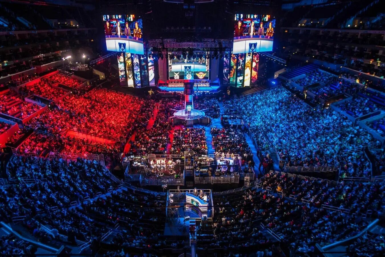 Gaming stadium. Esports Arena. Кибер Арена Южная Корея. Киберспортивный турнир Арена.