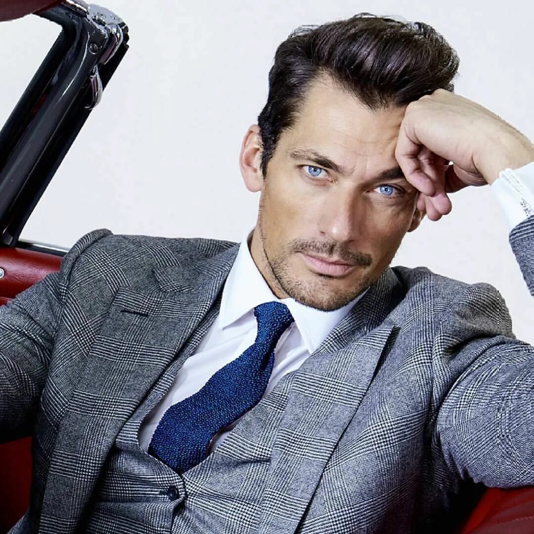 Почему современные мужчины. David Gandy. Дэвид Ганди 2022. David Gandy Suit.