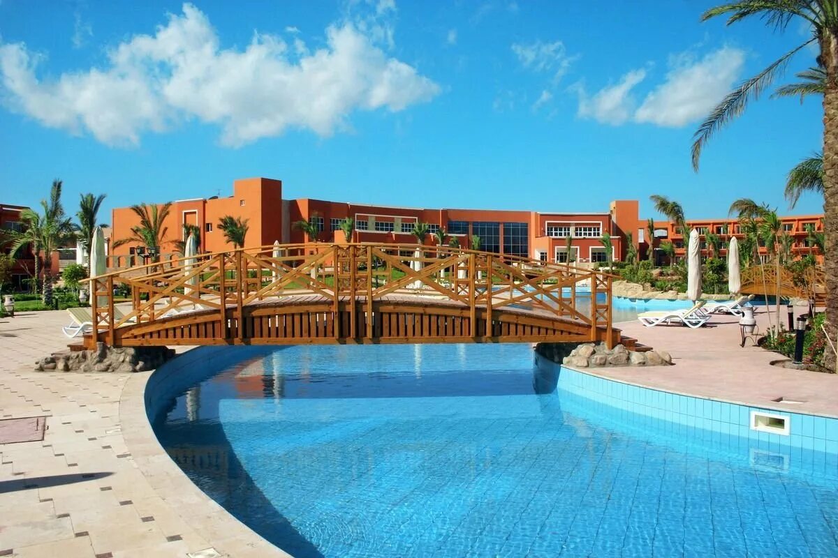 Отель Amwaj Oyoun Resort & Spa. Амваж отель Египет. Амвей Египет Шарм-Эль-Шейх. Amwaj отель Шарм Эль Шейх. Amwaj oyoun resort casino 4