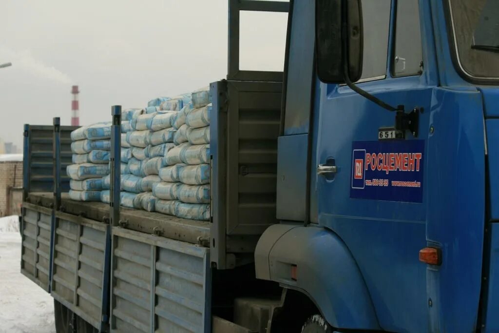 Керамзит биг-бэги. Биг бэги в полувагоне. Погрузка цемента. Мешок цемента. Перевезти мешки.