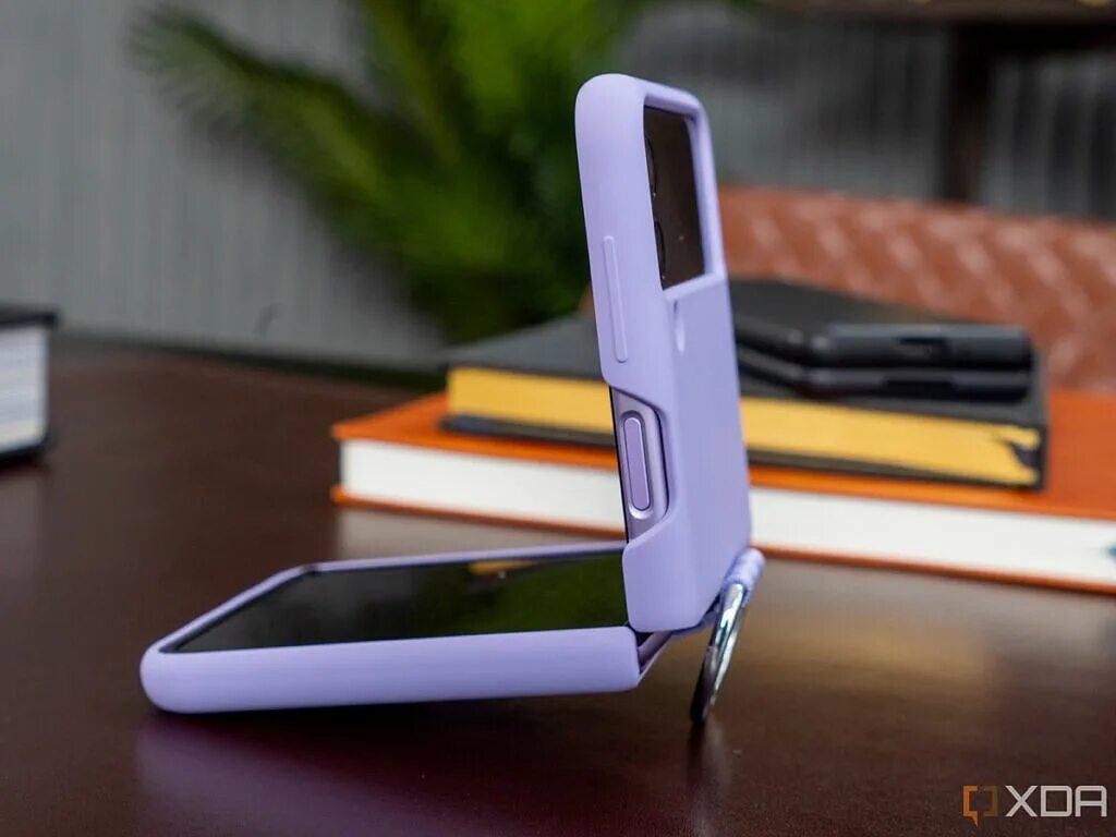 Зип флип 3. Samsung galaxy flip 3. galaxy z flip 3. самсунг галакси зип флип 3. самсунг zip flip 3.