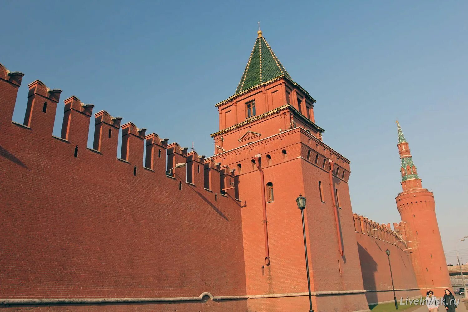 Кремлевские стены и башни. Петровская башня Московского Кремля. Петровская башня башни Московского Кремля. Петровская (Угрешская) башня. Беклемишевская башня Московского Кремля.