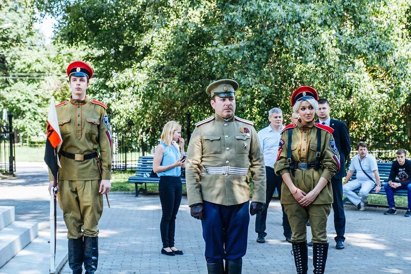 Глава военно исторического общества. Военно-историческое общество Москва. Юнкера МХПИ. Московское военно историческое общество. Российское военно-историческое общество фото.