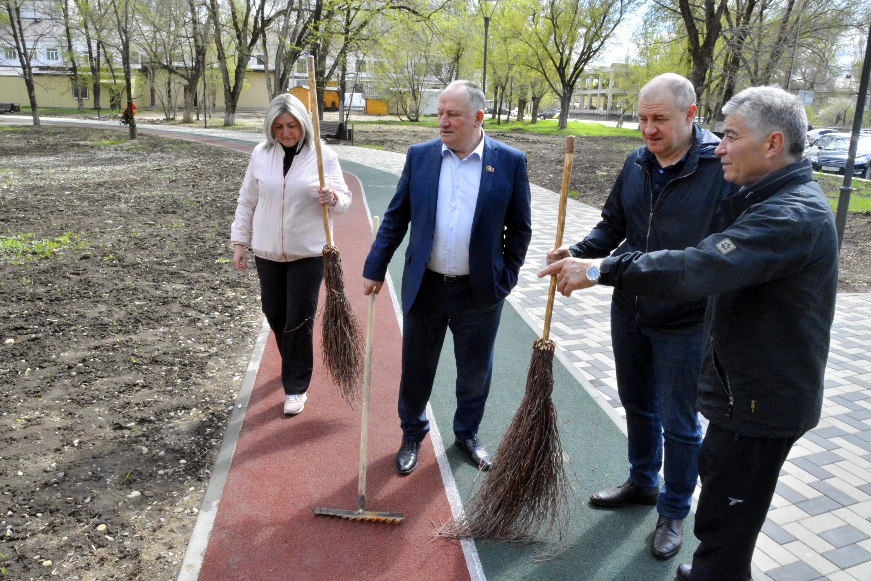 Последние новости черкесск. НС на субботнике. Биджев НС КЧР. Новости КЧР.