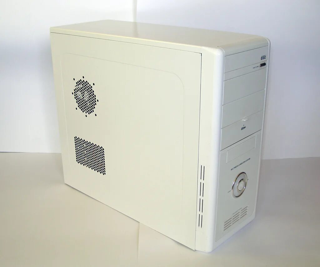 Старый белый корпус. Системный блок celeron. корпус системного блока белый. старый системный блок.