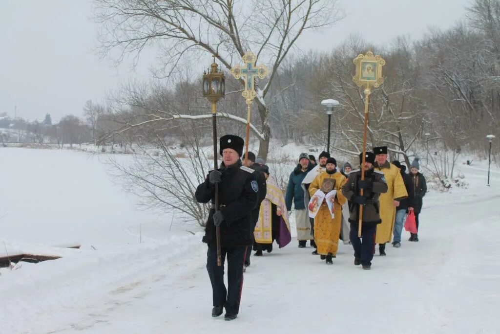 освящение иордани на крещение. с крещением господним 19 января. крещение богослужение. служба в церкви на крещение 19 января. служба в церкви на крещение 19 января.
