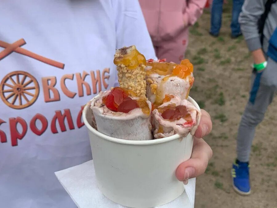 Группа жарит лето. Кулинарный фестиваль. Жарим лето аст. Вечеринка на берегу. Жарим лето 2024.