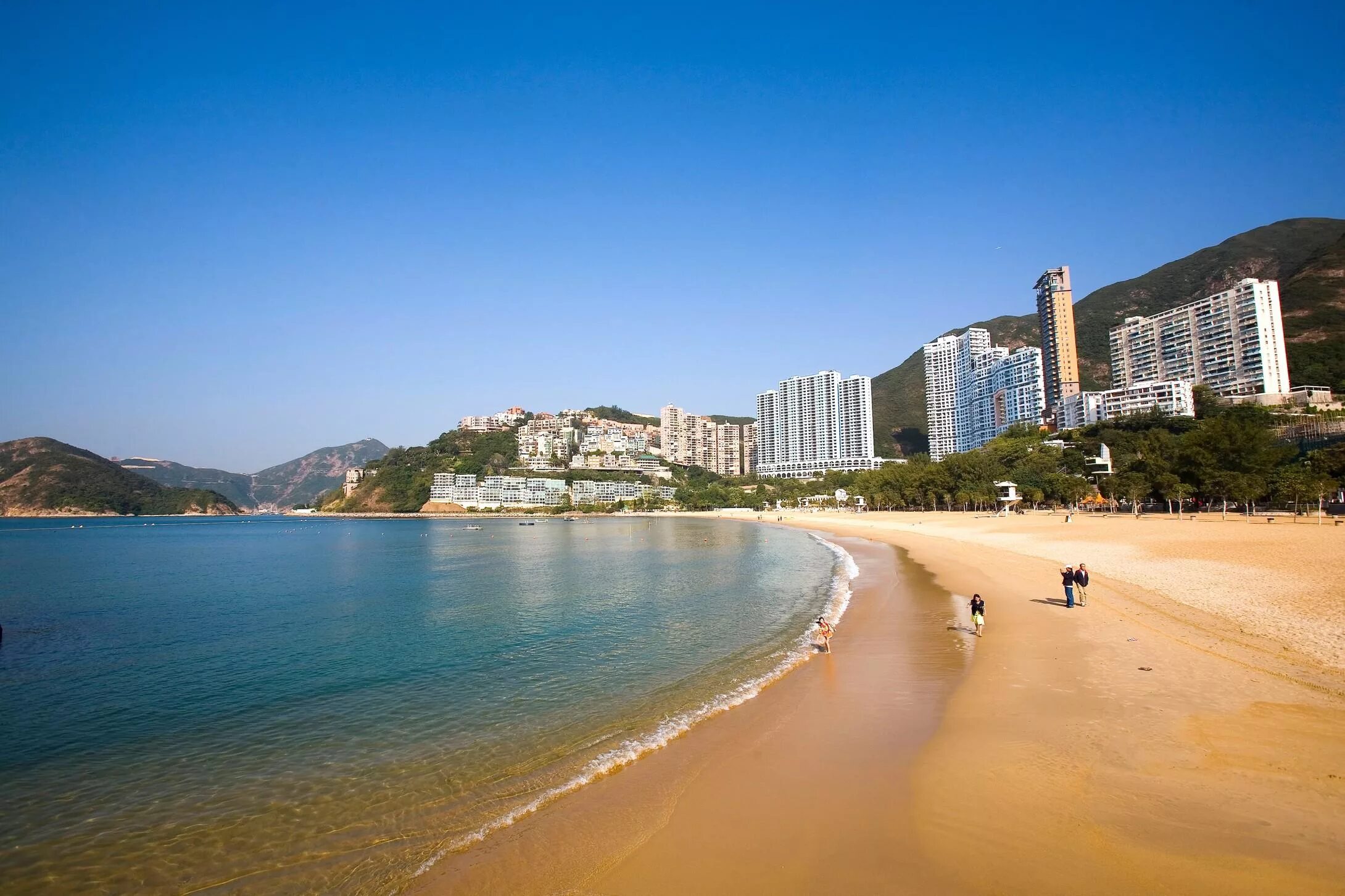 Hong kong bay. Repulse bay (гонконг). пляж рипалс бэй гонконг. залив рипалс гонконг. бухта отпора гонконг.