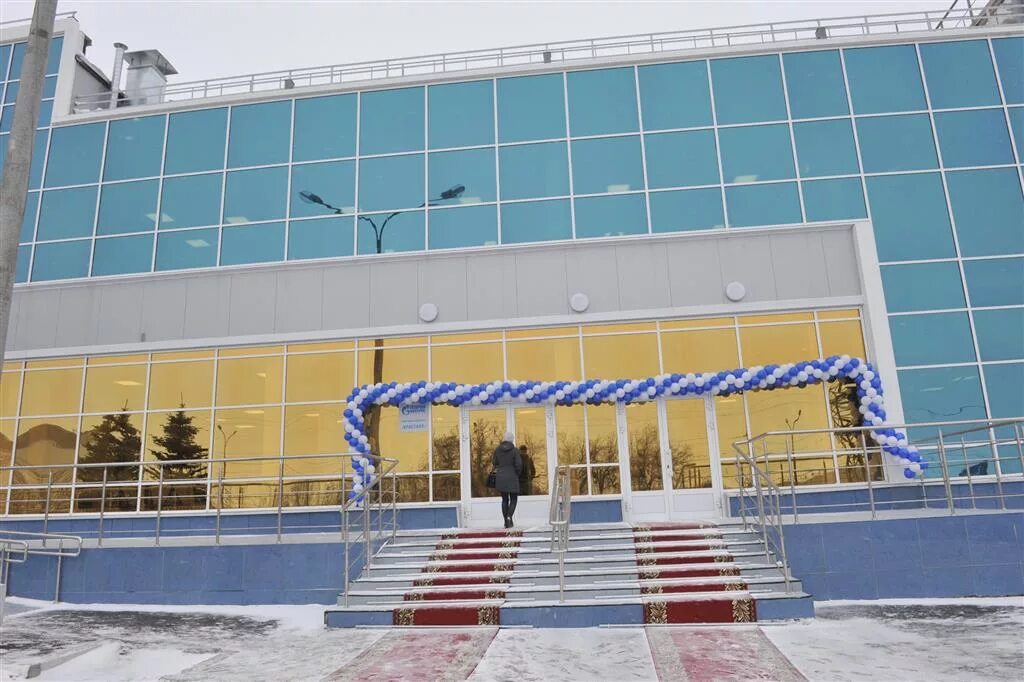 Кристалл самара ледовый дворец. Кристалл самара ледовый дворец. Дворец спорта ледовая арена самара. Пенза лд кристалл. Лд кристалл.