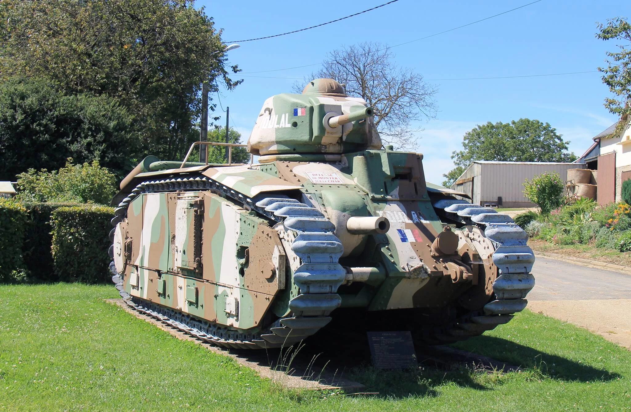 Б 1 248. Танк б1 бис. Char b1 bis танк. Французский танк Char b1. Танк б1 Франция.