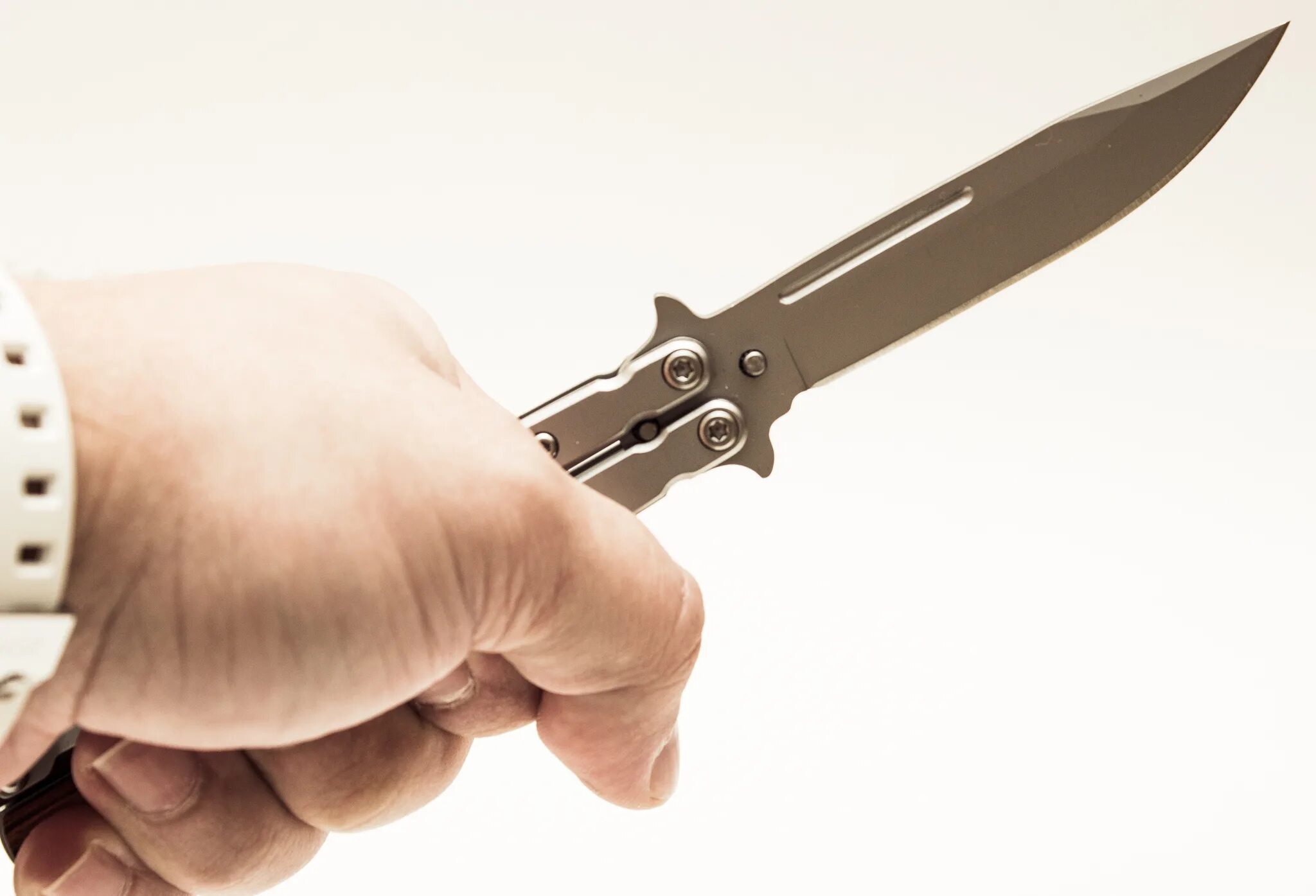 колюще-режущее холодное оружие. колет ножом. колет ножом. колет ножом. мусат для ножей.