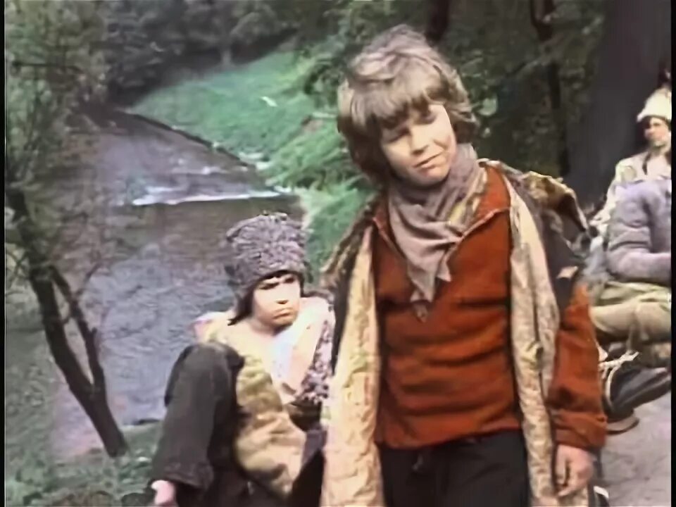 Текст песни у курского вокзала стою я молодой. У курского вокзала стою я молодой подайте. У курского вокзала стою я молодой текст. У курского вокзала стою я молодой подайте. У курского вокзала стою я молодой подайте.